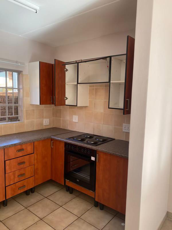 2 Bedroom Property for Sale in Die Bult Western Cape